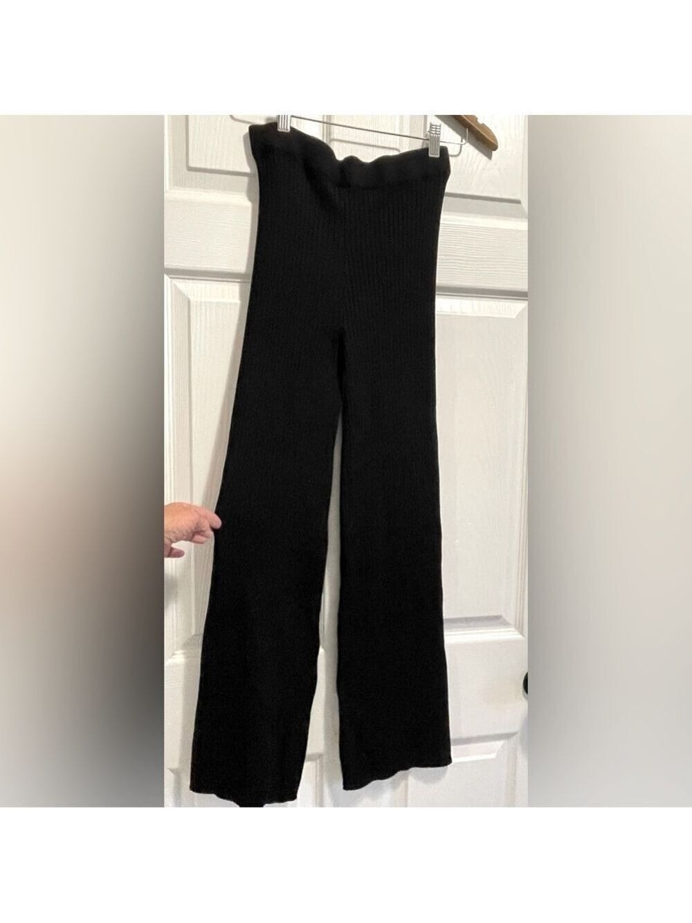 HARLOW Black Ribbed Stretchy Flare Leg Pants Medium
